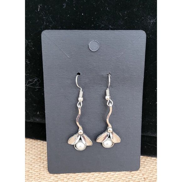 1-1/2" Silver Alloy Vine Faux Pearl Leaves Drop Earrings French Wires Fashion - Picture 2 of 2